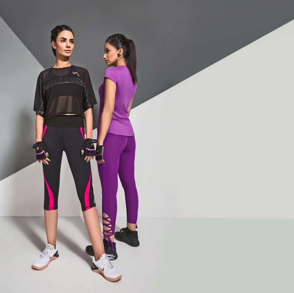 Modest Gym Outfits -20 Gym Wear Ideas for Modest Workout Look  Modest  workout clothes, Modest gym outfit, Gym clothes women